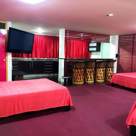 Palacio Rojo Hotel Familiar Морелия Экстерьер фото