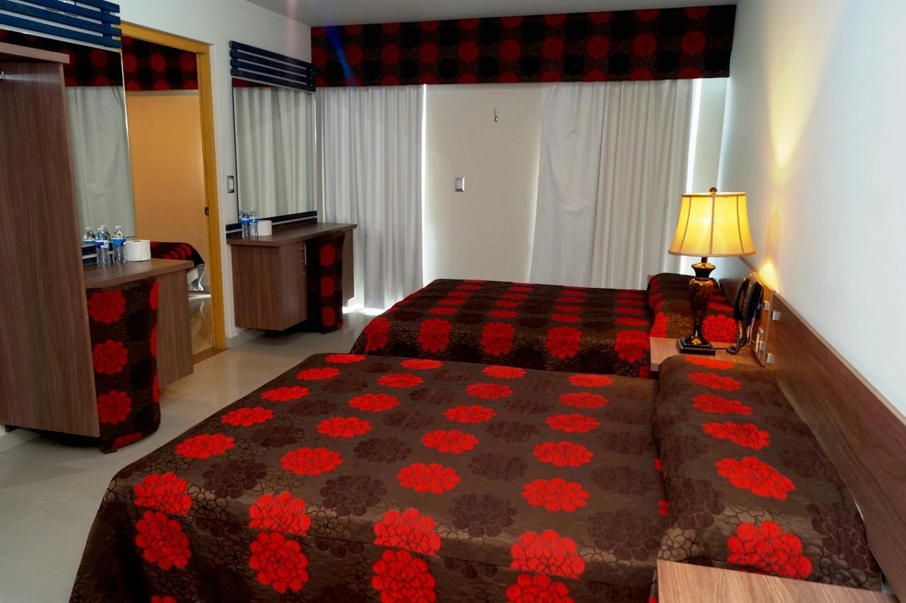 Palacio Rojo Hotel Familiar Морелия Экстерьер фото