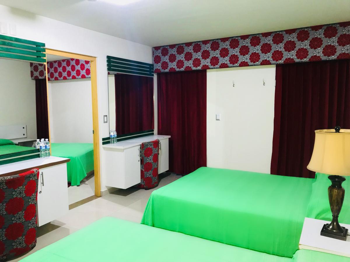 Palacio Rojo Hotel Familiar Морелия Экстерьер фото